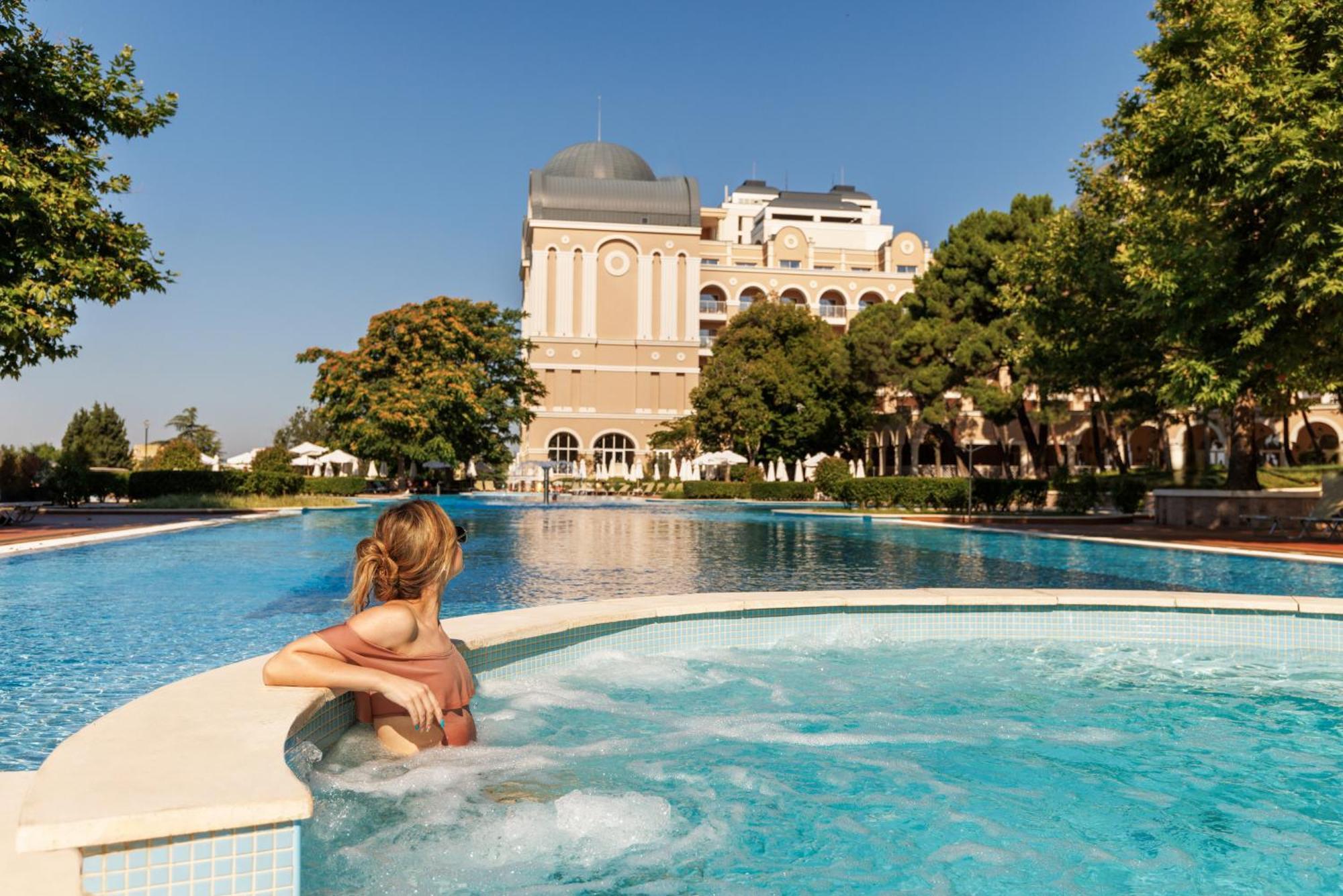 Dreams Sunny Beach Resort And Spa Eksteriør billede The hotel